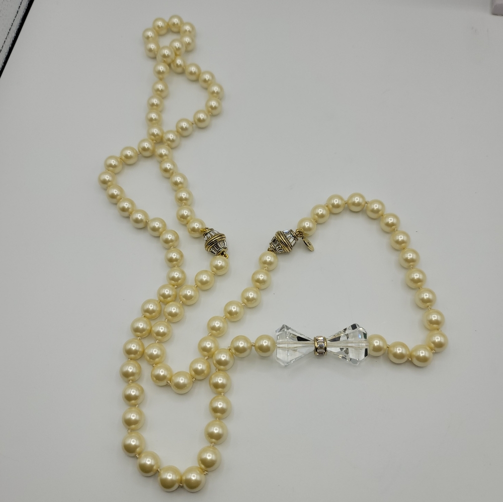Authentic New Heidi Daus Faux Pearl Necklace and Bracelet, Cream Color